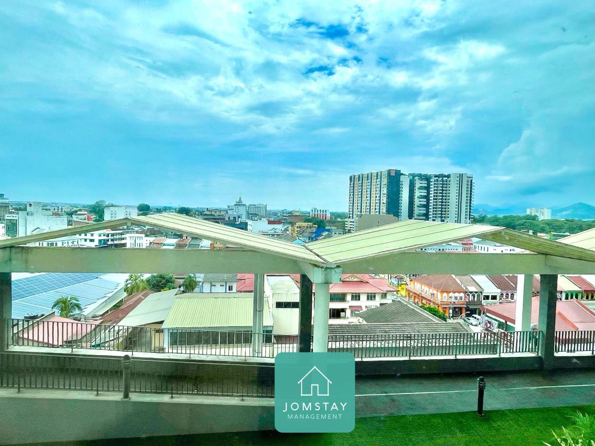 Jomstay Octagon Palm Suites Ipoh Bagian luar foto