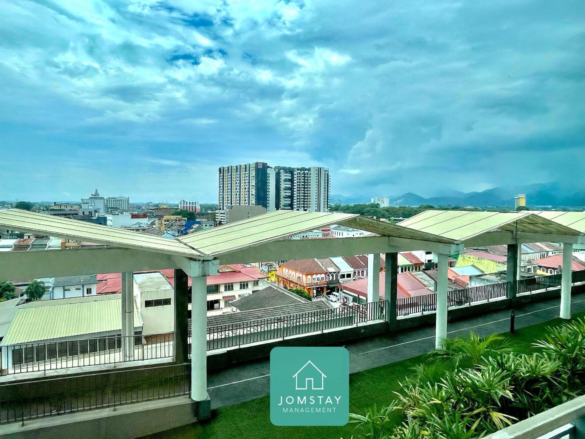 Jomstay Octagon Palm Suites Ipoh Bagian luar foto